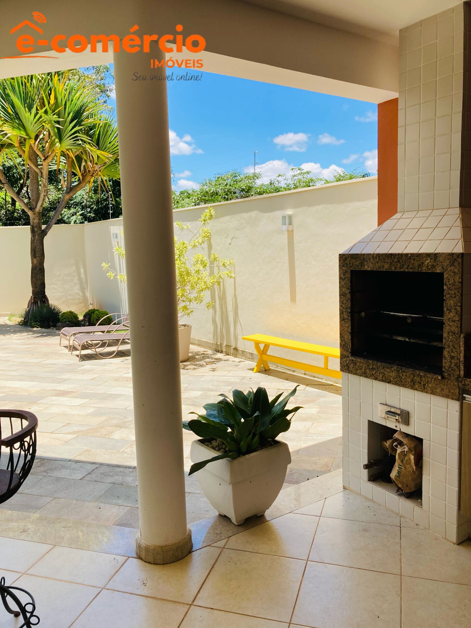 Condomínio Flamboyants